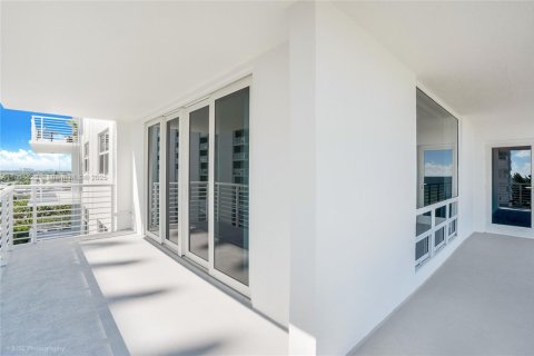 Condominio en venta en Pompano Beach, Florida, 2 dormitorios, 133.78 m2 № 1964208 - foto 22