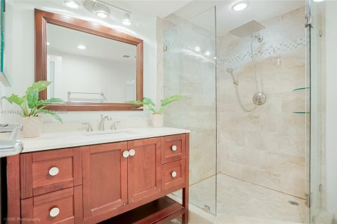 Condominio en venta en Pompano Beach, Florida, 2 dormitorios, 133.78 m2 № 1964208 - foto 15