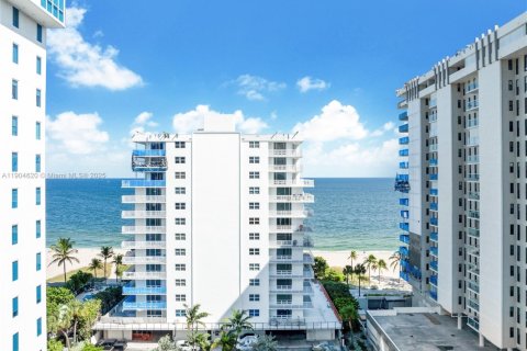 Condominio en venta en Pompano Beach, Florida, 2 dormitorios, 133.78 m2 № 1964208 - foto 4