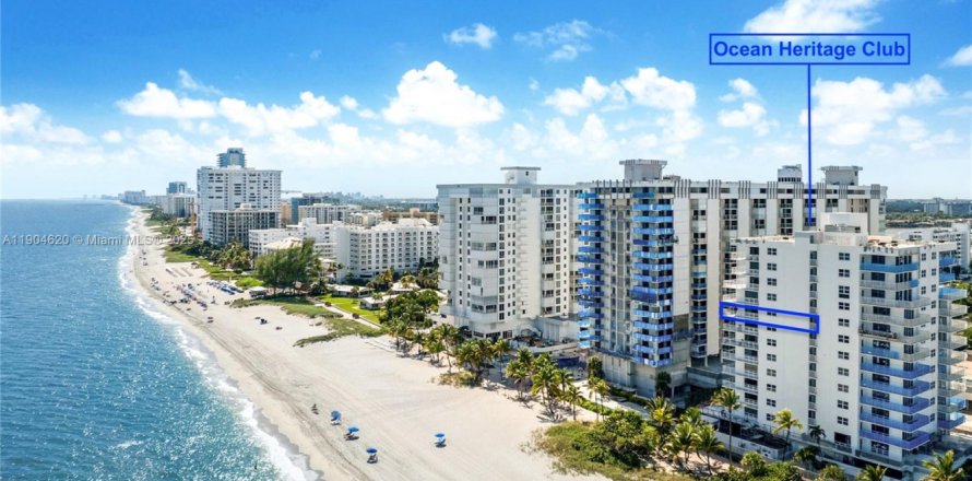 Condominio en Pompano Beach, Florida, 2 dormitorios № 1964208