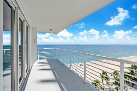Condominio en venta en Pompano Beach, Florida, 2 dormitorios, 133.78 m2 № 1964208 - foto 23