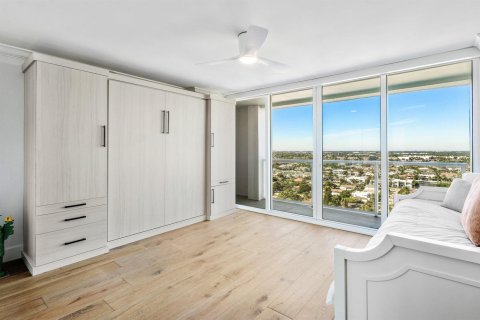 Купить кондоминиум в Бока-Ратон, Флорида 5 комнат, 132.39м2, № 2089617 - фото 15