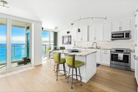 Купить кондоминиум в Бока-Ратон, Флорида 5 комнат, 132.39м2, № 2089617 - фото 4