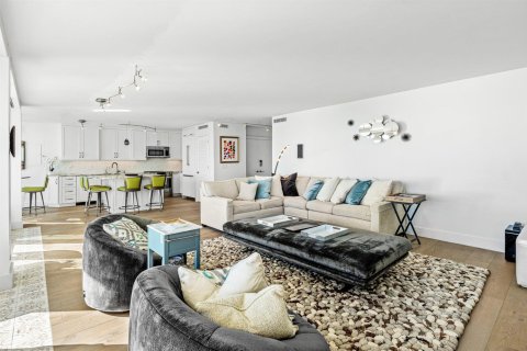 Купить кондоминиум в Бока-Ратон, Флорида 5 комнат, 132.39м2, № 2089617 - фото 13