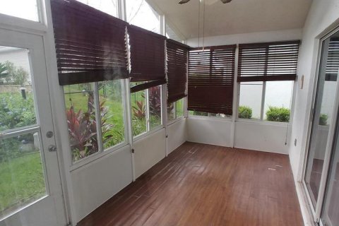 Villa ou maison à louer à Ocala, Floride: 2 chambres, 99.03 m2 № 2214235 - photo 5