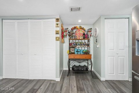 Villa ou maison à vendre à Ormond Beach, Floride: 5 chambres, 242.47 m2 № 2322782 - photo 12
