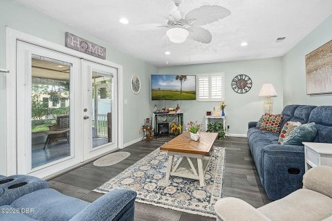 Villa ou maison à vendre à Ormond Beach, Floride: 5 chambres, 242.47 m2 № 2322782 - photo 17