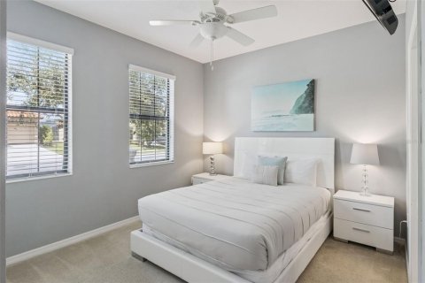 House in Davenport, Florida 5 bedrooms, 227.61 sq.m. № 2391003 - photo 20