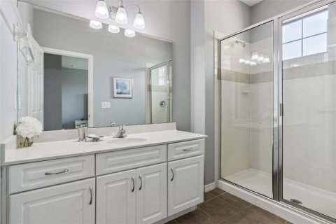 House in Davenport, Florida 5 bedrooms, 227.61 sq.m. № 2391003 - photo 26