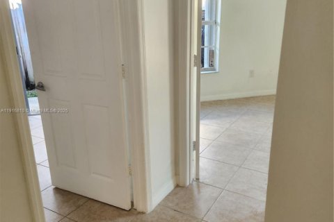 Villa ou maison à louer à Homestead, Floride: 3 chambres, 107.02 m2 № 1973676 - photo 15