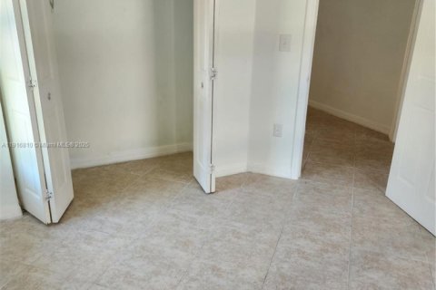 Villa ou maison à louer à Homestead, Floride: 3 chambres, 107.02 m2 № 1973676 - photo 14