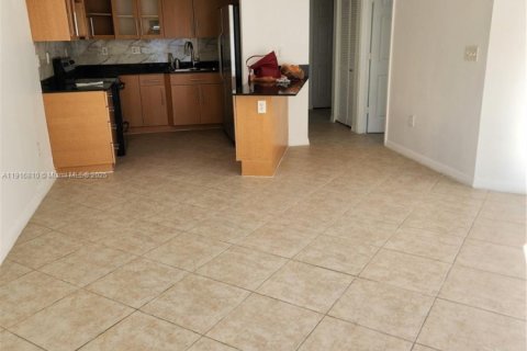 Villa ou maison à louer à Homestead, Floride: 3 chambres, 107.02 m2 № 1973676 - photo 5