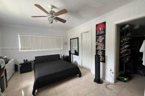 Condo in Miami, Florida, 3 bedrooms  № 2035554 - photo 13