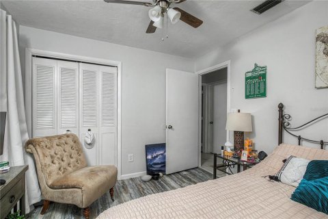 Casa en venta en Gainesville, Florida, 4 dormitorios, 133.97 m2 № 2099057 - foto 23
