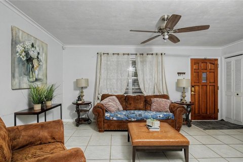 Casa en venta en Gainesville, Florida, 4 dormitorios, 133.97 m2 № 2099057 - foto 8