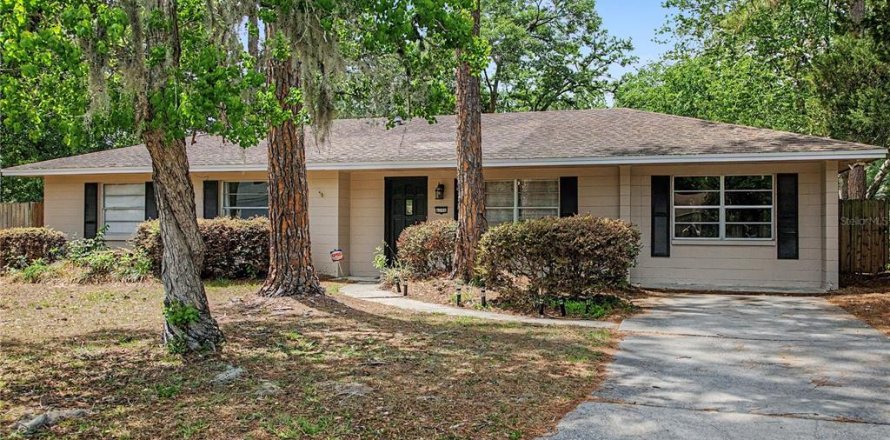 Casa en Gainesville, Florida 4 dormitorios, 133.97 m2 № 2099057