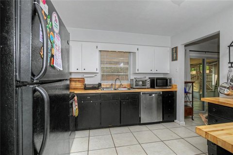 Casa en venta en Gainesville, Florida, 4 dormitorios, 133.97 m2 № 2099057 - foto 7
