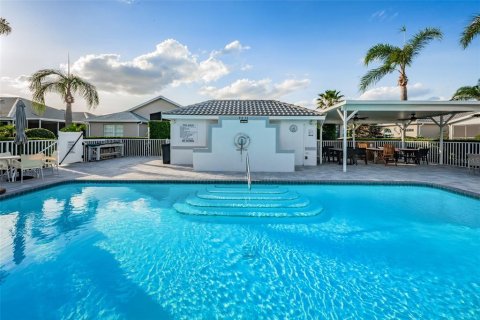 Villa ou maison à vendre à Trinity, Floride: 2 chambres, 169.45 m2 № 2129533 - photo 4