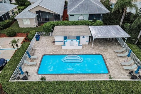 Villa ou maison à vendre à Trinity, Floride: 2 chambres, 169.45 m2 № 2129533 - photo 3