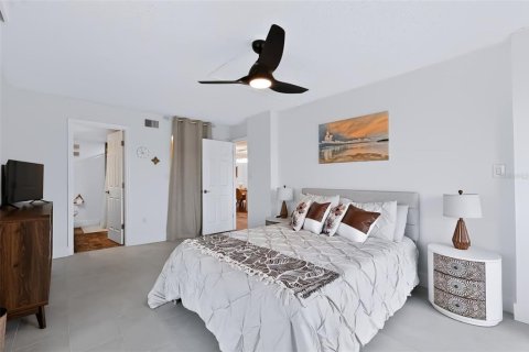 Copropriété à vendre à Saint Petersburg, Floride: 2 chambres, 103.12 m2 № 2409879 - photo 16