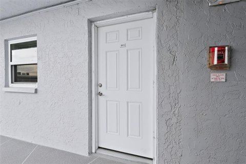 Copropriété à vendre à Saint Petersburg, Floride: 2 chambres, 103.12 m2 № 2409879 - photo 24