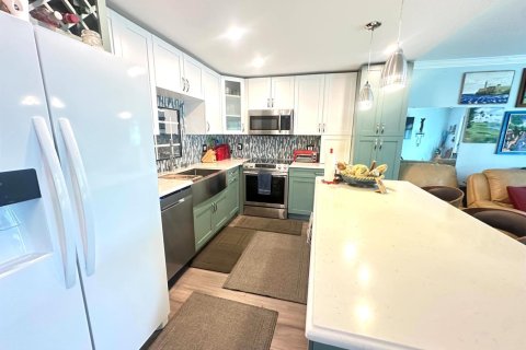 Condo in Deerfield Beach, Florida, 1 bedroom  № 2240115 - photo 6