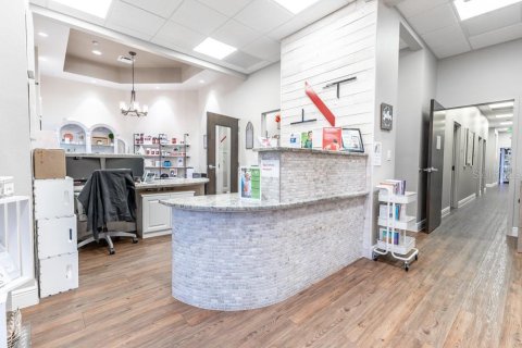 Propiedad comercial en alquiler en Lady Lake, Florida, 344.67 m2 № 1619434 - foto 2