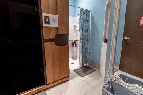 Propiedad comercial en alquiler en Lady Lake, Florida, 344.67 m2 № 1619434 - foto 13