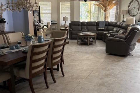 Casa en venta en Wesley Chapel, Florida, 3 dormitorios, 190.82 m2 № 2211201 - foto 12