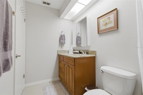 Condo in Clearwater, Florida, 2 bedrooms № 2208454 - photo 25