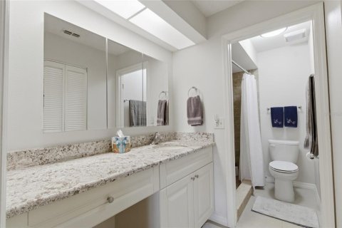 Condo in Clearwater, Florida, 2 bedrooms № 2208454 - photo 18
