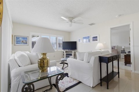 Condo in Clearwater, Florida, 2 bedrooms № 2208454 - photo 15