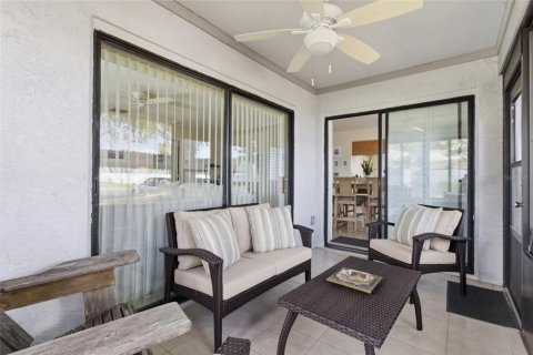Condo in Clearwater, Florida, 2 bedrooms № 2208454 - photo 6