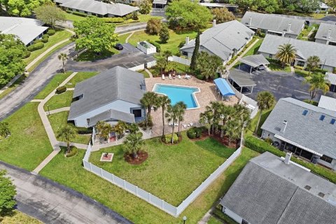 Condo in Clearwater, Florida, 2 bedrooms  № 2208454