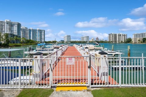 Copropriété à vendre à Aventura, Floride: 1 chambre, 71.35 m2 № 1875223 - photo 19