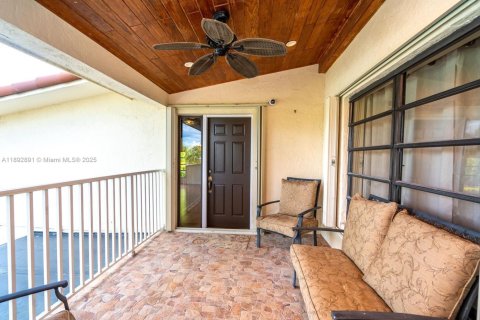 Immobilier commercial à louer à Miami, Floride: 1 chambre, 324.97 m2 № 1945214 - photo 5