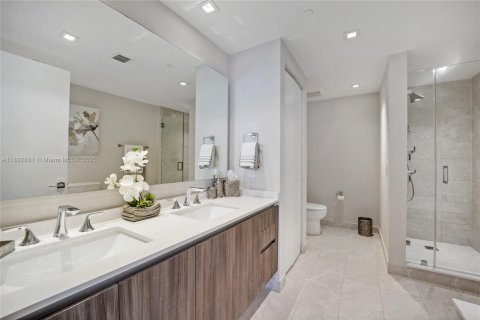 Copropriété à vendre à Miami, Floride: 3 chambres, 147.9 m2 № 1945164 - photo 13
