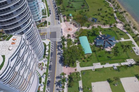 Copropriété à vendre à Miami, Floride: 3 chambres, 147.9 m2 № 1945164 - photo 22