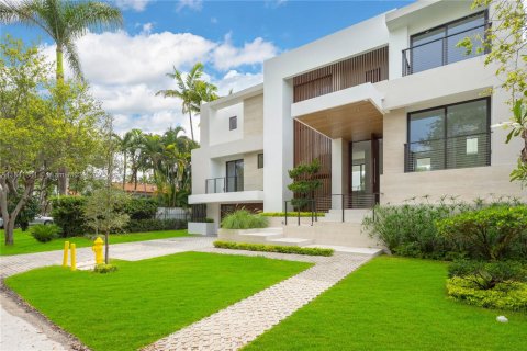 House in Key Biscayne, Florida 6 bedrooms, 327.02 sq.m. № 1836676 - photo 3