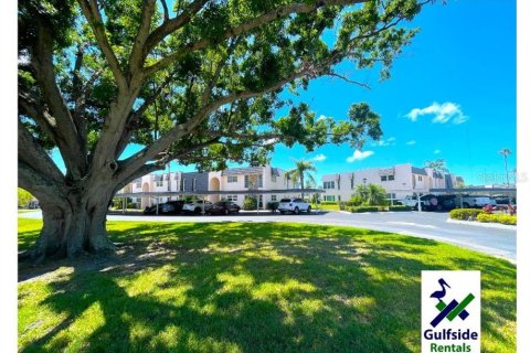 Condominio en alquiler en Seminole, Florida, 2 dormitorios, 98.01 m2 № 1761507 - foto 2