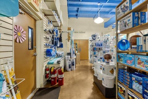 Immobilier commercial à vendre à Oldsmar, Floride: 357.67 m2 № 1616825 - photo 12