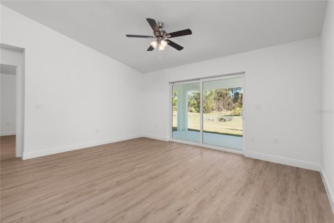 House in North Port, Florida 4 bedrooms, 173.54 sq.m. № 1823237 - photo 7