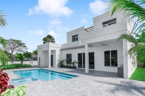 Villa ou maison à vendre à Doral, Floride: 5 chambres, 336.03 m2 № 2056951 - photo 3