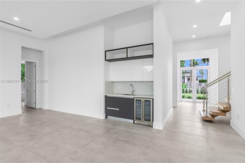 Villa ou maison à vendre à Doral, Floride: 5 chambres, 336.03 m2 № 2056951 - photo 13