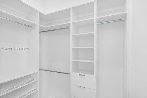 Villa ou maison à vendre à Doral, Floride: 5 chambres, 336.03 m2 № 2056951 - photo 15