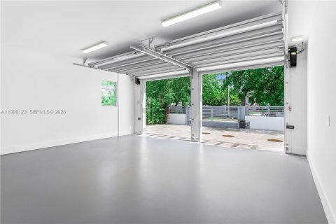 Villa ou maison à vendre à Doral, Floride: 5 chambres, 336.03 m2 № 2056951 - photo 30