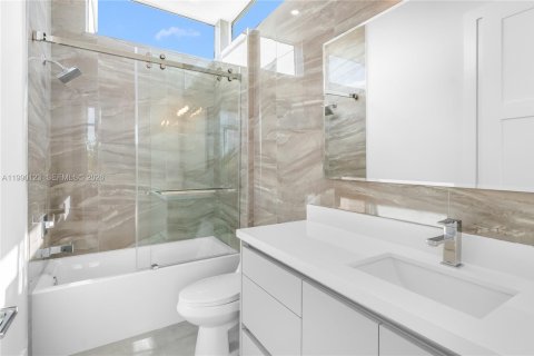 Villa ou maison à vendre à Doral, Floride: 5 chambres, 336.03 m2 № 2056951 - photo 28