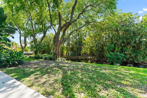 Condo in Jupiter, Florida, 1 bedroom  № 2182331 - photo 30