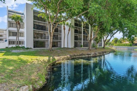 Condo in Jupiter, Florida, 1 bedroom  № 2182331 - photo 4