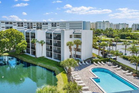 Condo in Jupiter, Florida, 1 bedroom  № 2182331 - photo 2